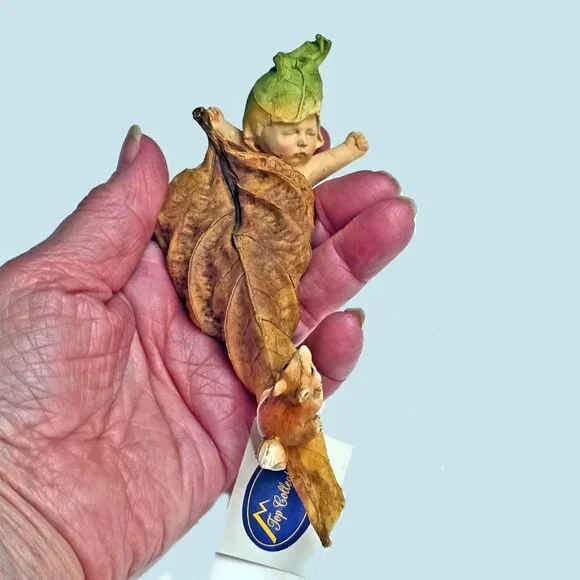 Enchanted Story Miniature Garden Sleeping Fairy Baby with Squirrel TopCollection - Picture 7 of 10